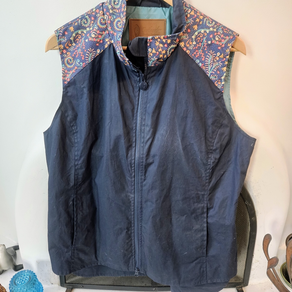 Women's Large Outback Trading company Camilla Navy Blue Vest